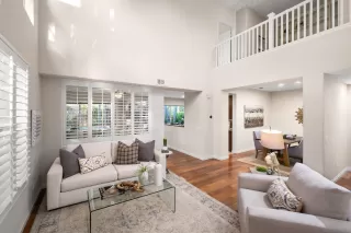 Photo #4: 260014117 Listing