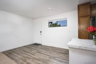 Photo #4: 260014138 Listing