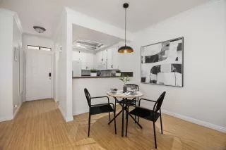 Photo #1: 260014158 Listing