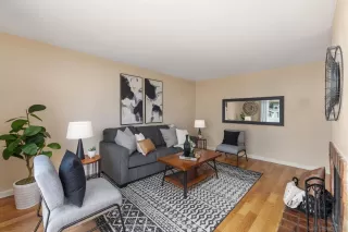 Photo #1: 260014164 Listing