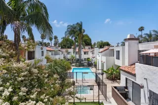 Photo #4: 260014164 Listing