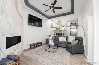 Photo #4: 260014199 Listing