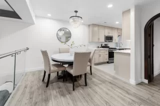 Photo #6: 260014199 Listing