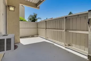 Photo #3: 260014204 Listing