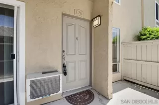 Photo #4: 260014204 Listing
