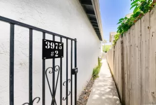 Photo #3: 260014226 Listing