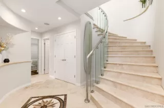 Photo #6: 260014226 Listing