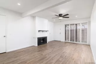 Photo #4: 260014239 Listing