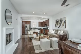 Photo #6: 260014242 Listing