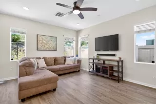 Photo #6: 260014250 Listing 