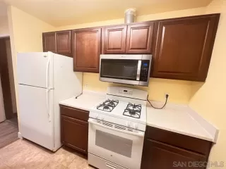Photo #4: 260014253 Listing