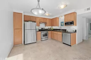 Photo #5: 260014255 Listing 