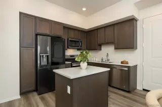 Photo #5: 260014330 Listing 