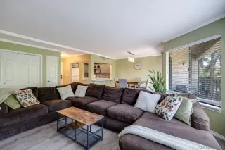 Photo #5: 260014341 Listing