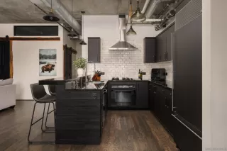 Photo #6: 260014364 Listing