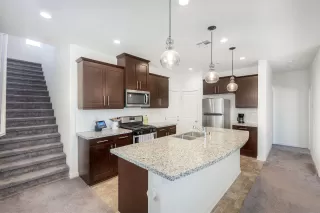 Photo #5: 260014366 Listing 