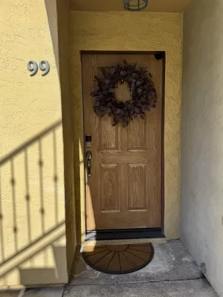 Photo #1: 260014383 Listing