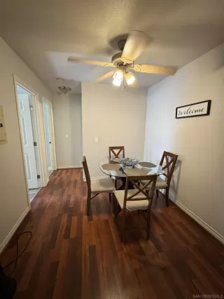 Photo #5: 260014383 Listing