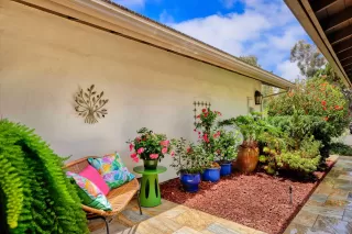 Photo #4: 260014408 Listing 