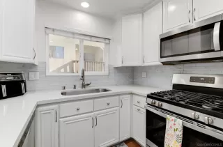 Photo #6: 260014413 Listing