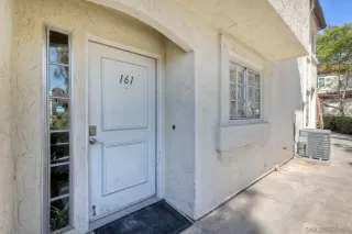 Photo #3: 260014422 Listing