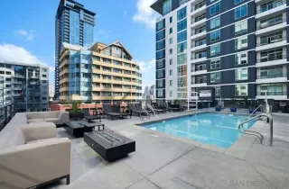 Photo #4: 260014442 Listing
