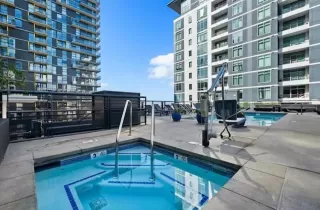 Photo #5: 260014442 Listing