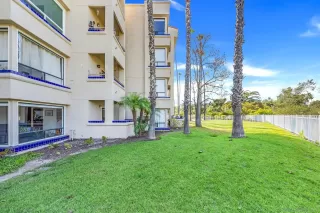 Photo #1: 260014453 Listing