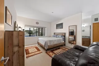 Photo #3: 260014453 Listing
