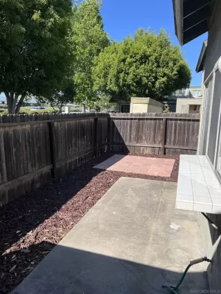 Photo #2: 260014523 Listing