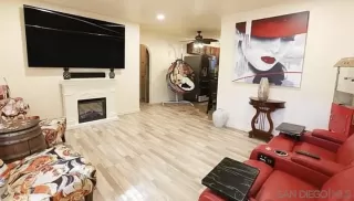 Photo #1: 260014545 Listing