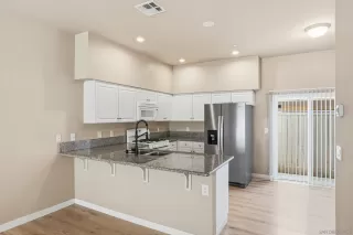 Photo #3: 260014565 Listing 