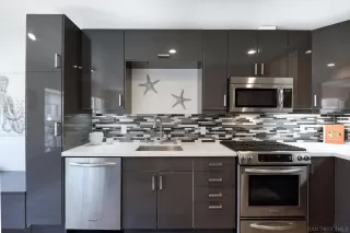Photo #6: 260014588 Listing