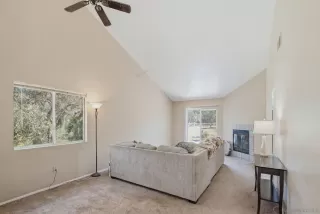 Photo #5: 260014602 Listing