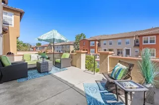 Photo #1: 260014644 Listing 