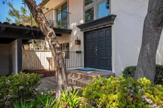 Photo #2: 260014659 Listing