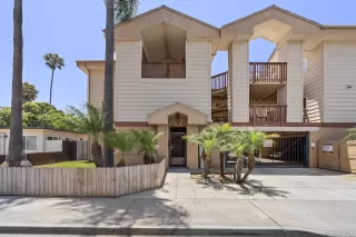 Photo #3: 260014669 Listing