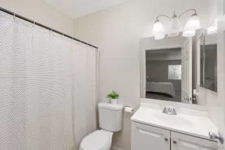 Photo #6: 260014691 Listing