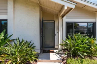 Photo #1: 260014710 Listing