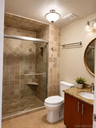 Photo #3: 260014718 Listing
