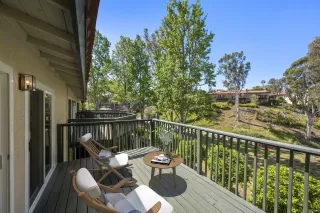 Photo #4: 260014726 Listing