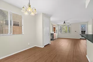 Photo #3: 260014736 Listing 