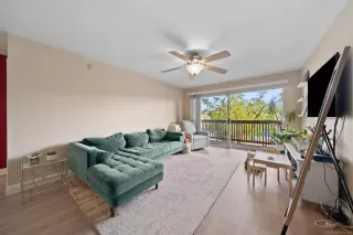 Photo #1: 260014740 Listing
