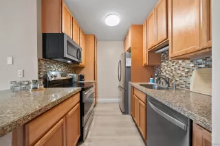 Photo #6: 260014740 Listing
