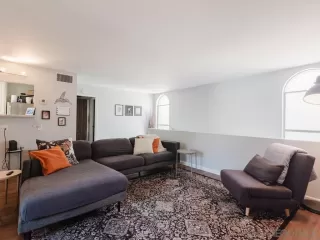 Photo #4: 260014785 Listing