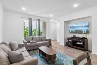 Photo #1: 260014830 Listing 