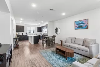 Photo #2: 260014830 Listing 