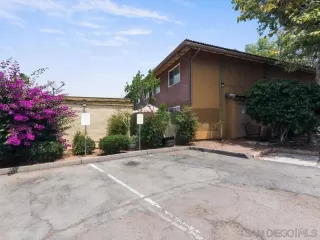 Photo #1: 260014838 Listing