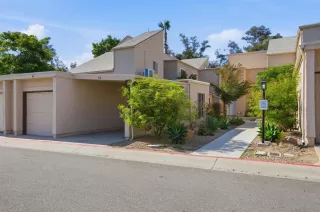 Photo #1: 260014875 Listing
