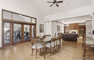 Photo #5: 260014879 Listing